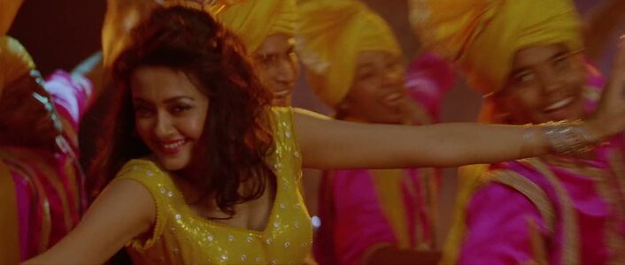 Surveen Chawla leaked photo #21