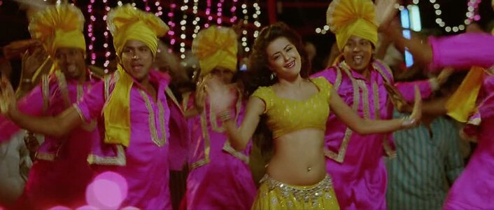 Surveen Chawla leaked photo #32