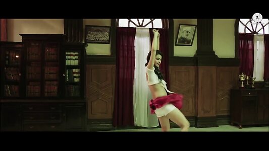 Surveen Chawla leaked photo #49