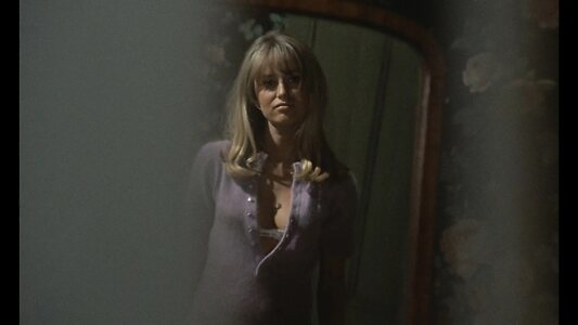 Susan George leaked photo #28