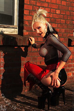 Susan Wayland Nude Leaked Photo #787