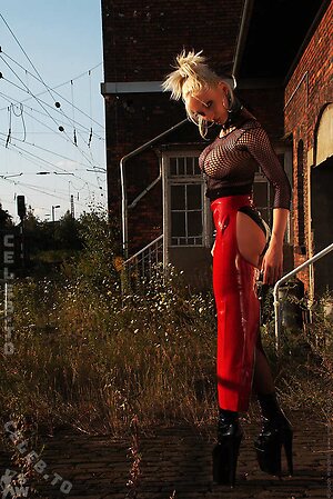 Susan Wayland Nude Leaked Photo #790