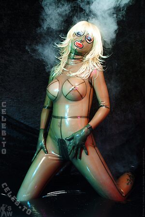 Susan Wayland Nude Leaked Photo #1332