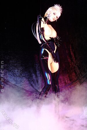 Susan Wayland Nude Leaked Photo #2117