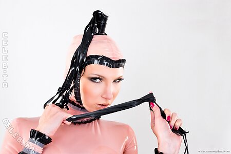 Susan Wayland Nude Leaked Photo #4900