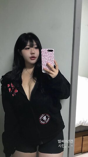 Suuuo_xi Nude Leaked Photo #54