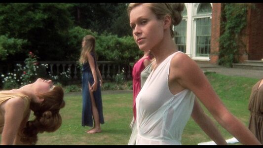 Suzanna Leigh leaked photo #3
