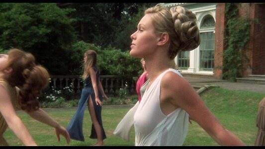 Suzanna Leigh leaked photo #4