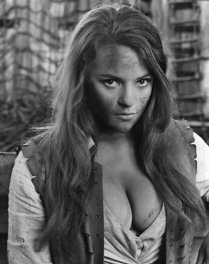 Suzanna Leigh leaked photo #36