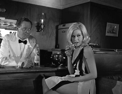 Suzanna Leigh leaked photo #44