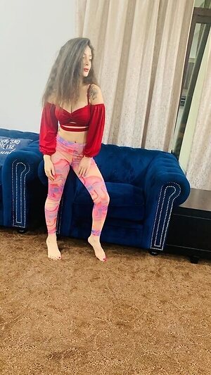 Suzanna.official1 leaked photo #3
