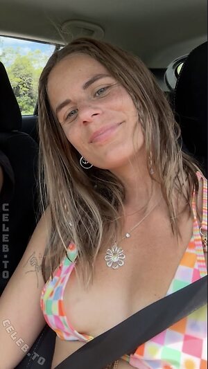 Svenja Kroeger Nude Leaked Photo #4