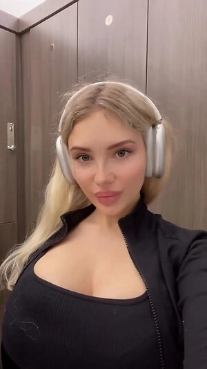 Sveta S Nude Leaked Photo #17