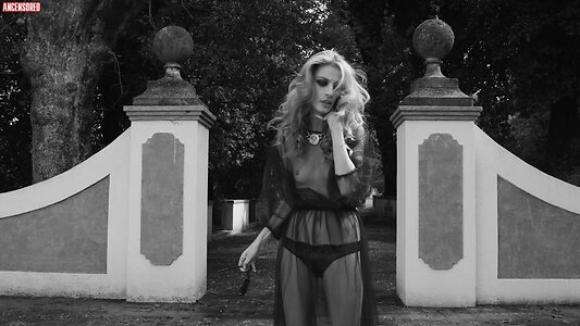 Sveva Alviti leaked photo #12