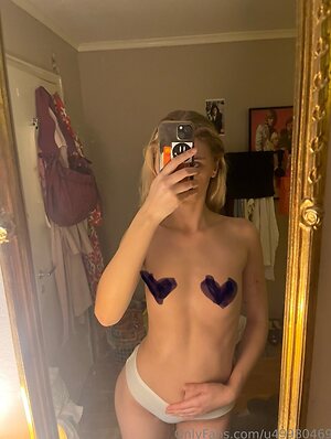 Swedish girls leaked photo #26