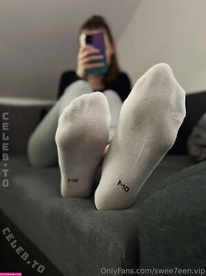 swee7een Nude Leaked Photo #3