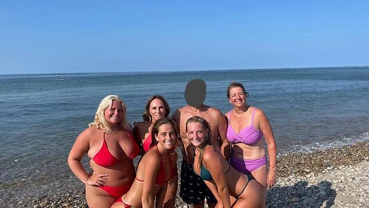 Sweet Kayla W FFW leaked photo #15