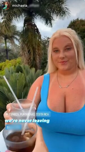 Sweet Kayla W FFW leaked photo #16