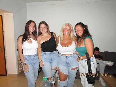 Sweet Kayla W FFW leaked photo #20