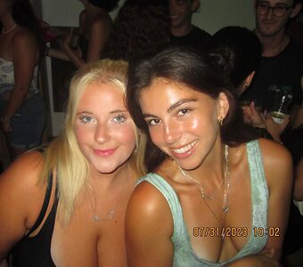 Sweet Kayla W FFW leaked photo #27