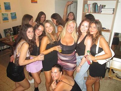 Sweet Kayla W FFW leaked photo #31