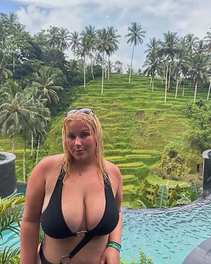 Sweet Kayla W FFW leaked photo #56