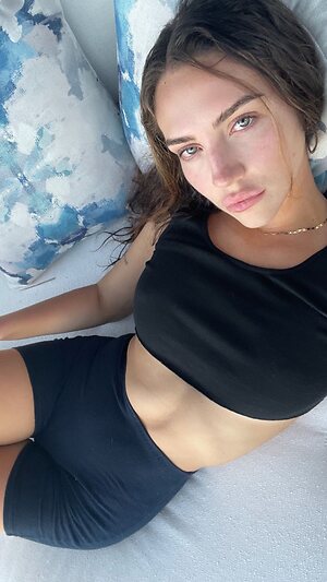 Sydney Lynn Carlson leaked photo #127