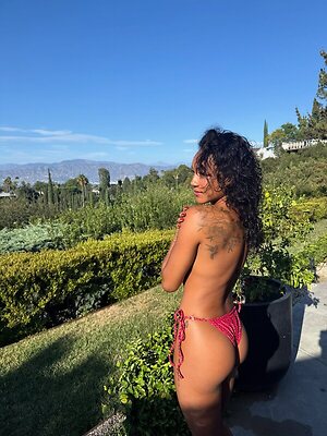 Sydney Park leaked photo #4