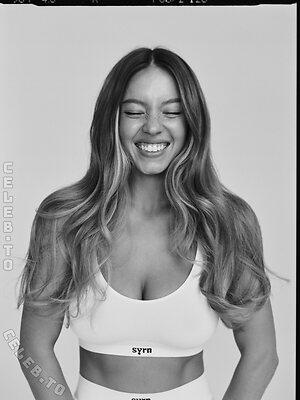 Sydney Sweeney Nude Leaked Photo #138