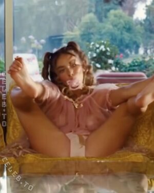 Sydney Sweeney Nude Leaked Photo #194