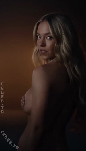 Sydney Sweeney leaked photo #538