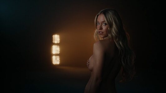Sydney Sweeney leaked photo #599