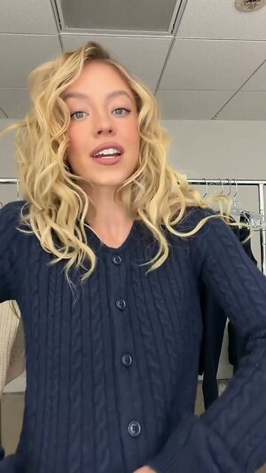 Sydney Sweeney leaked photo #1057