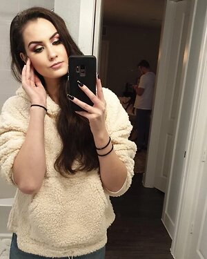 Sydney Watson leaked photo #35