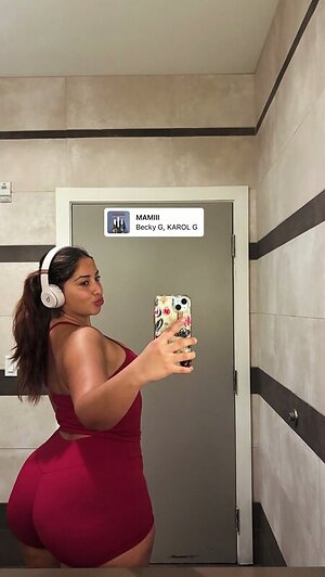 sydneyvela_
