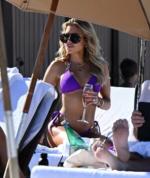 Sylvie Van Der Vaart leaked photo #120