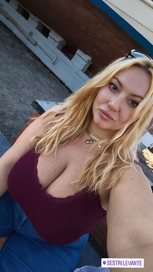 T H I C C Italia Silvia Dagnino Nude Leaked Photo #77