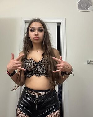 tai_xanna leaked photo #2