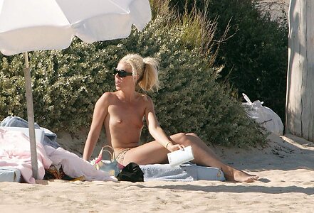 Tamara Beckwith leaked photo #23