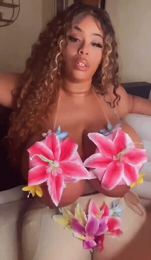 Tamara Bramble Tamy Incredible Shotglassfullofglitter chosengoldenwomblive healedangelofangels healedangelbaddie theglitteringsword Nude Leaked Photo #72