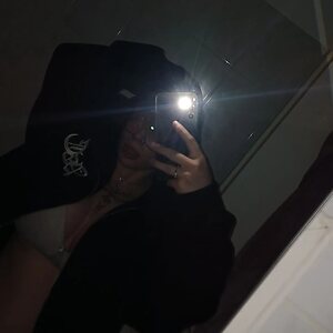 Tanja Bryks leaked photo #5