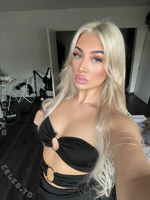 Tara Elaine leaked photo #4