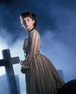 Tara Fitzgerald leaked photo #9