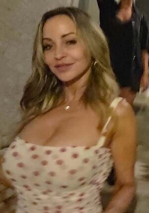 Tara Strong leaked photo #2