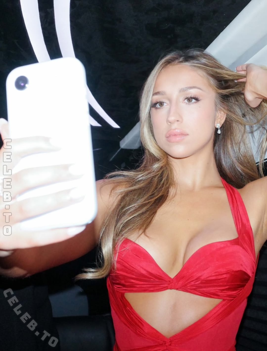 Tate McRae Nude Leaked Photos