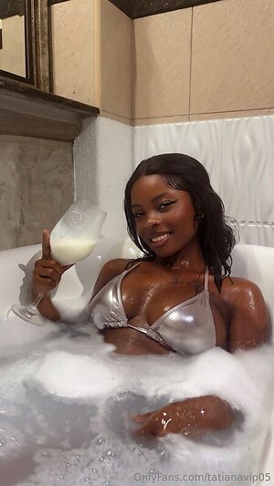 Tatiana Africana leaked photo #5