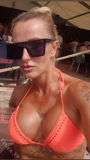 Tati_ink photo