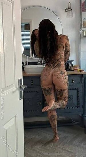 Tattooedselene Nude Leaked Photo #7
