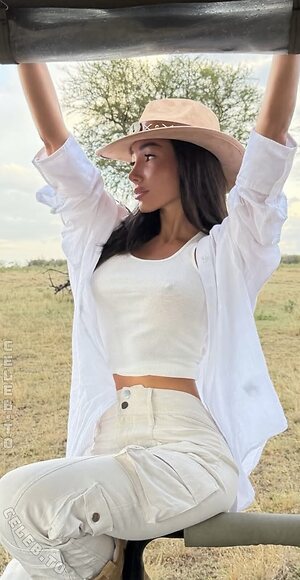 Tatum Sara Nude Leaked Photo #14