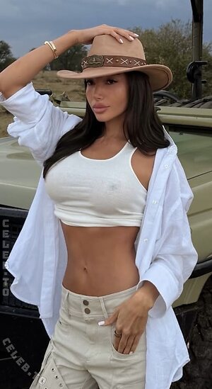 Tatum Sara Nude Leaked Photo #17